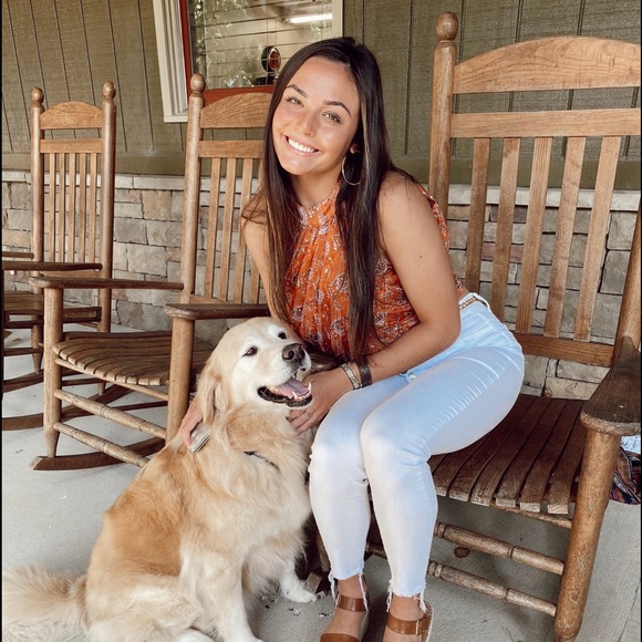 Meet your Posher, Gabby - Picture 1 of 1